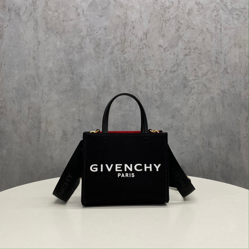 MC-GIVENCHY-508