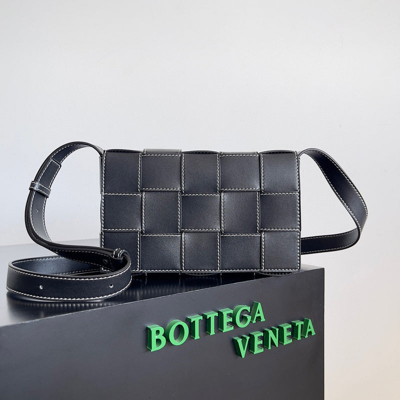 MC-Bottega Veneta-1976