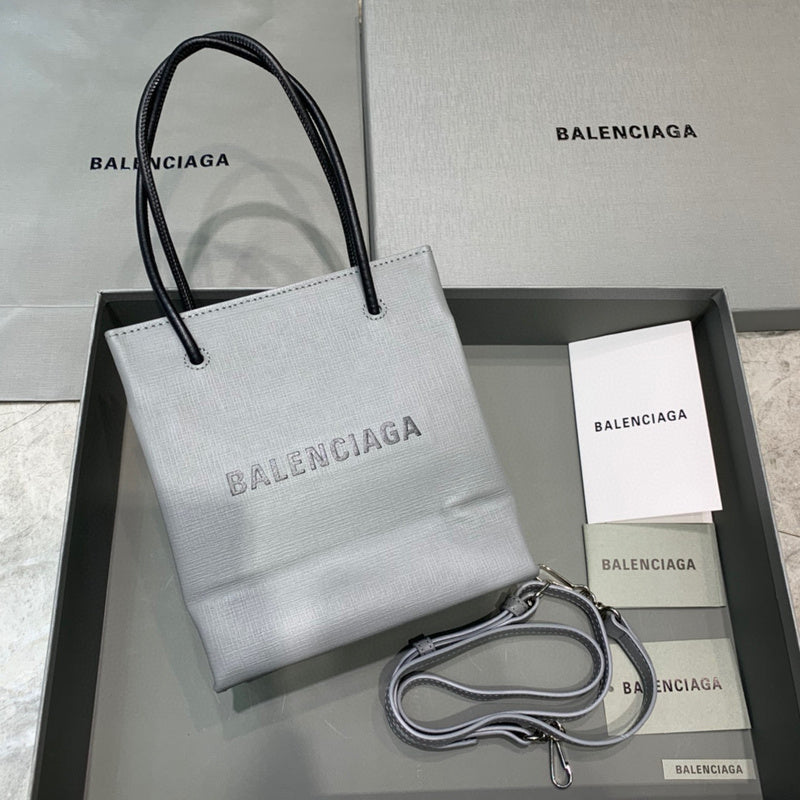 MC-Balenciaga-1520