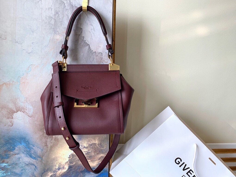 MC-GIVENCHY-512