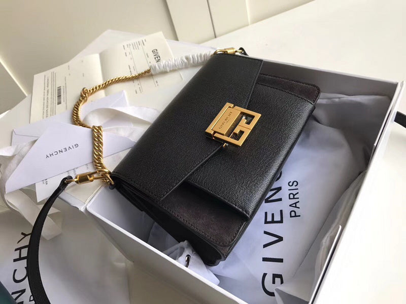 MC-GIVENCHY-513