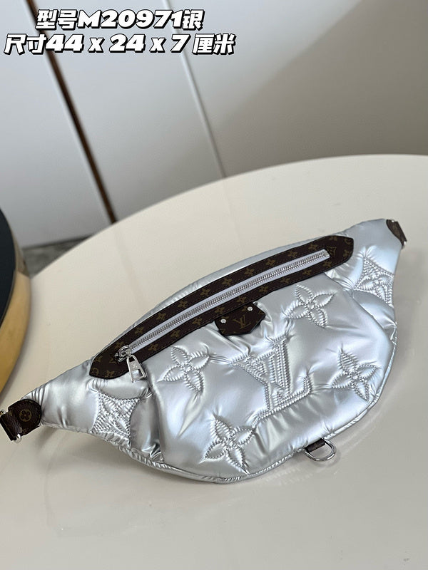 MC-LV-Bags-3876