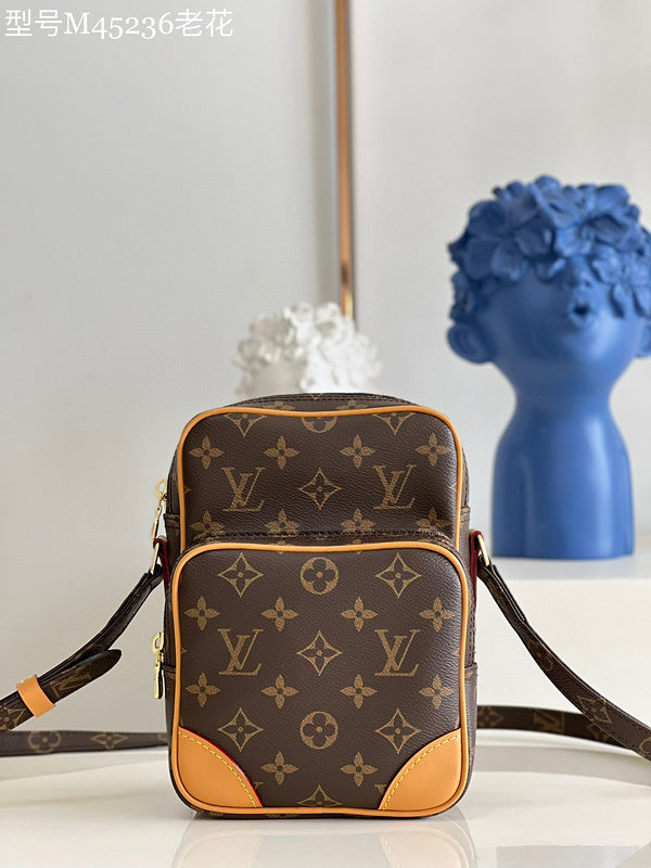 MC-LV-Bags-3886