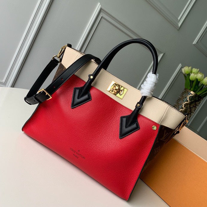 MC-LV-Bags-3892