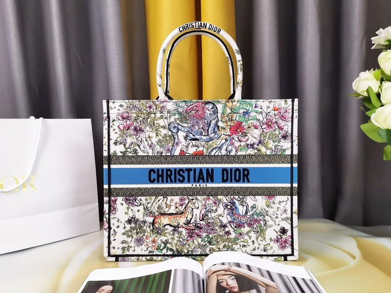 MC-Christian Dior-3557