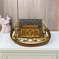 MC-LV-Bags-3900