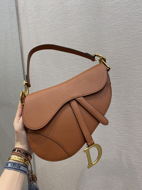 MC-Christian Dior-3576