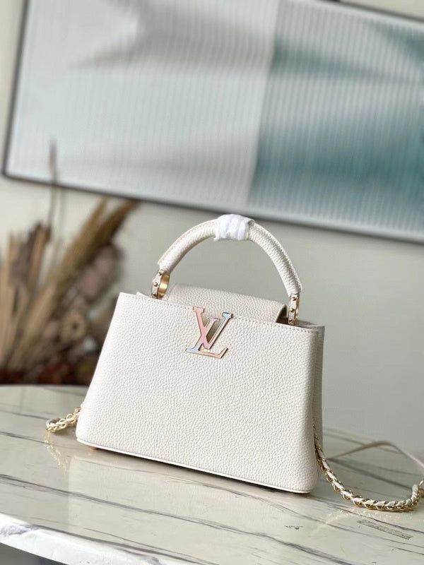 MC-LV-Bags-3912