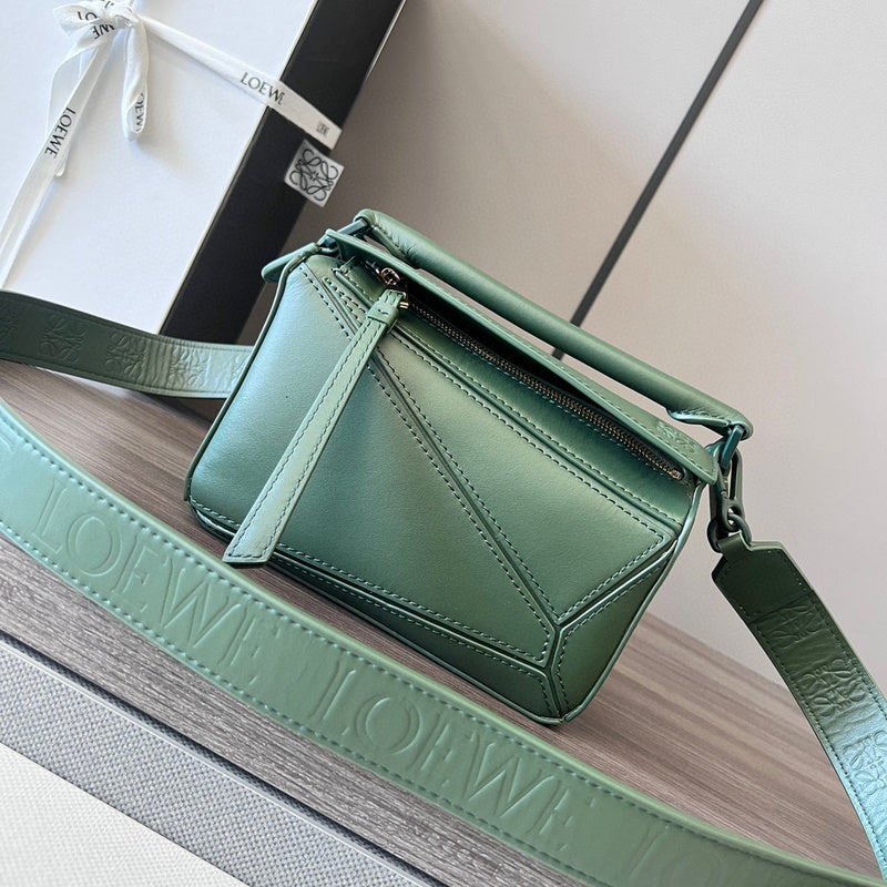 MC-Loewe-1006
