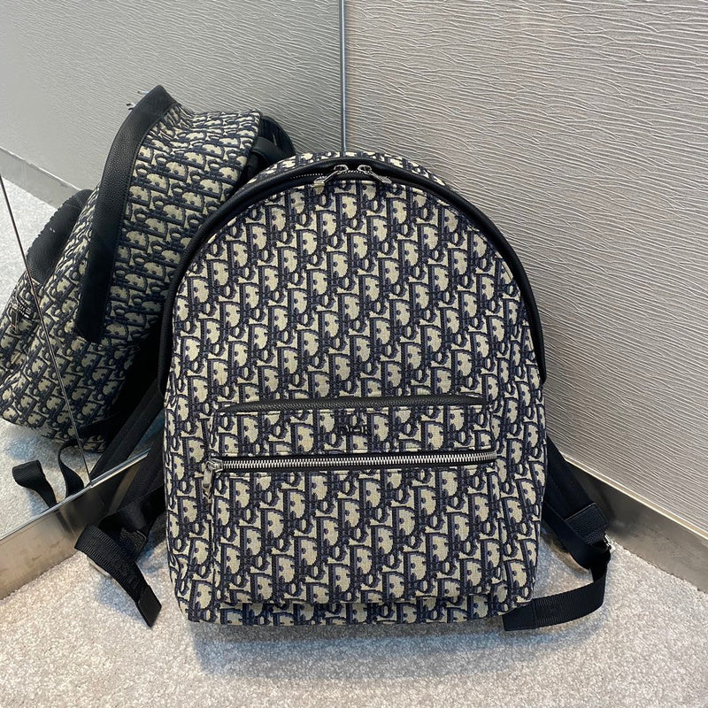 MC-Christian Dior-3592