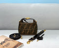 MC-FENDI-3782