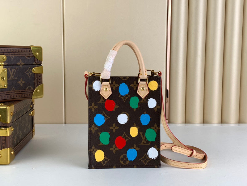 MC-LV-Bags-3929