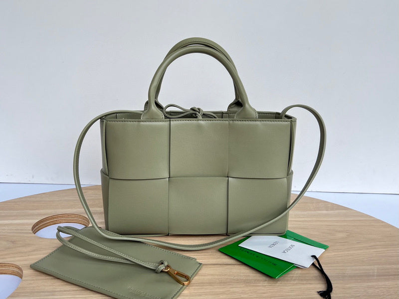 MC-Bottega Veneta-2025