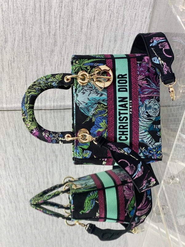 MC-Christian Dior-3598