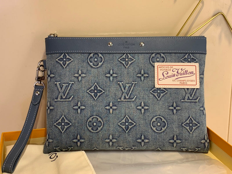 MC-LV-Bags-3939