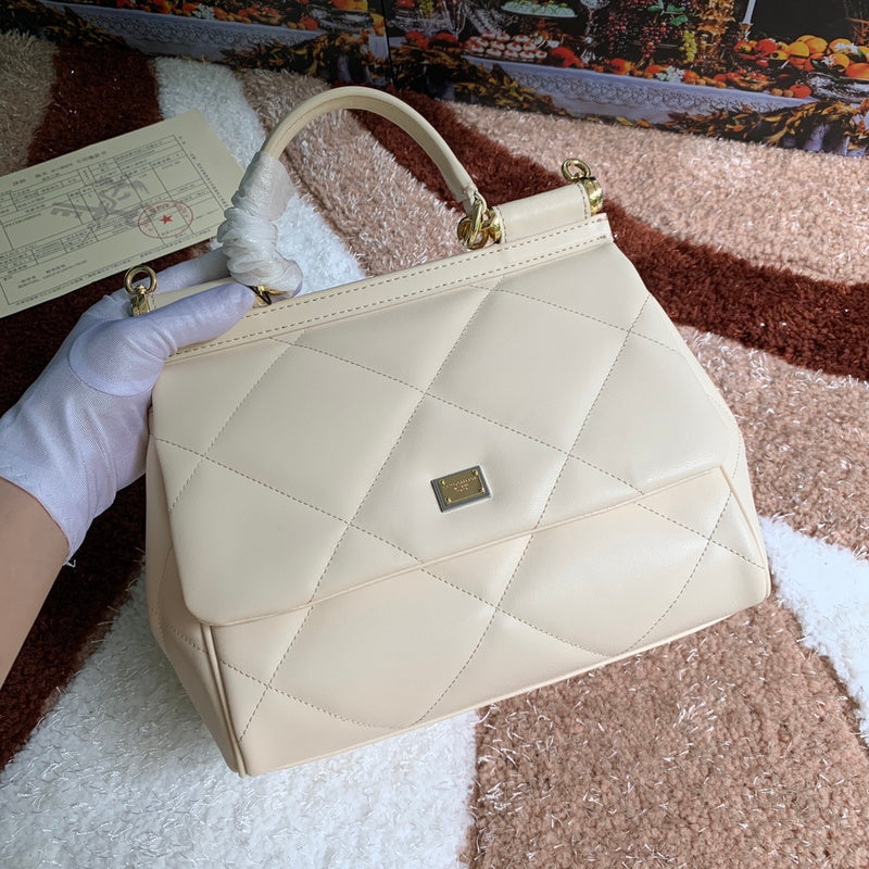MC-Dolce Gabbana-128
