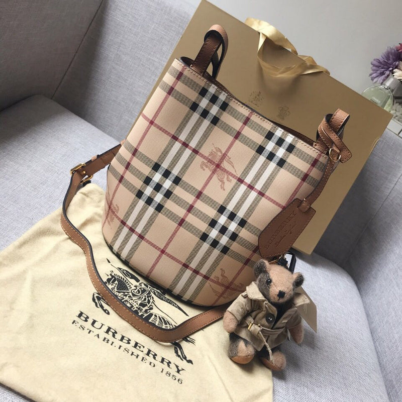 MC-Burberry-537