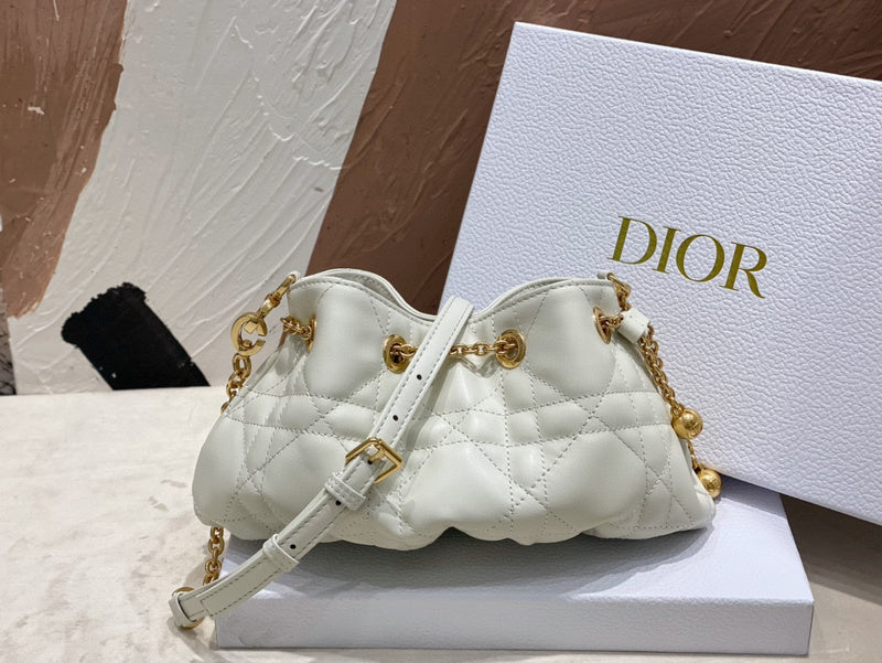 MC-Christian Dior-3608