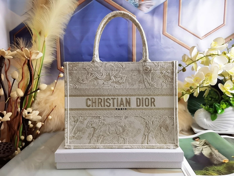 MC-Christian Dior-3610