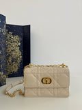 MC-Christian Dior-3612