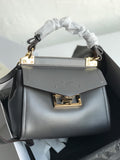 MC-GIVENCHY-525