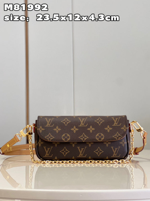 MC-LV-Bags-3979