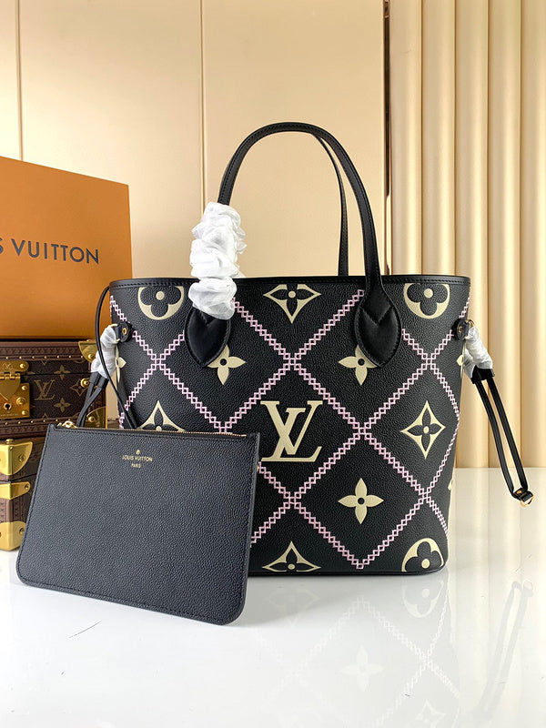 MC-LV-Bags-3980