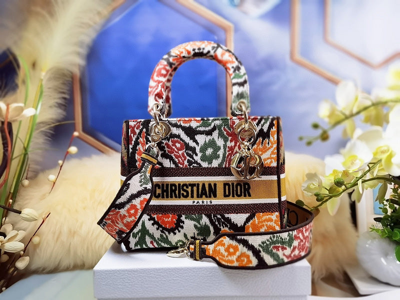 MC-Christian Dior-3630