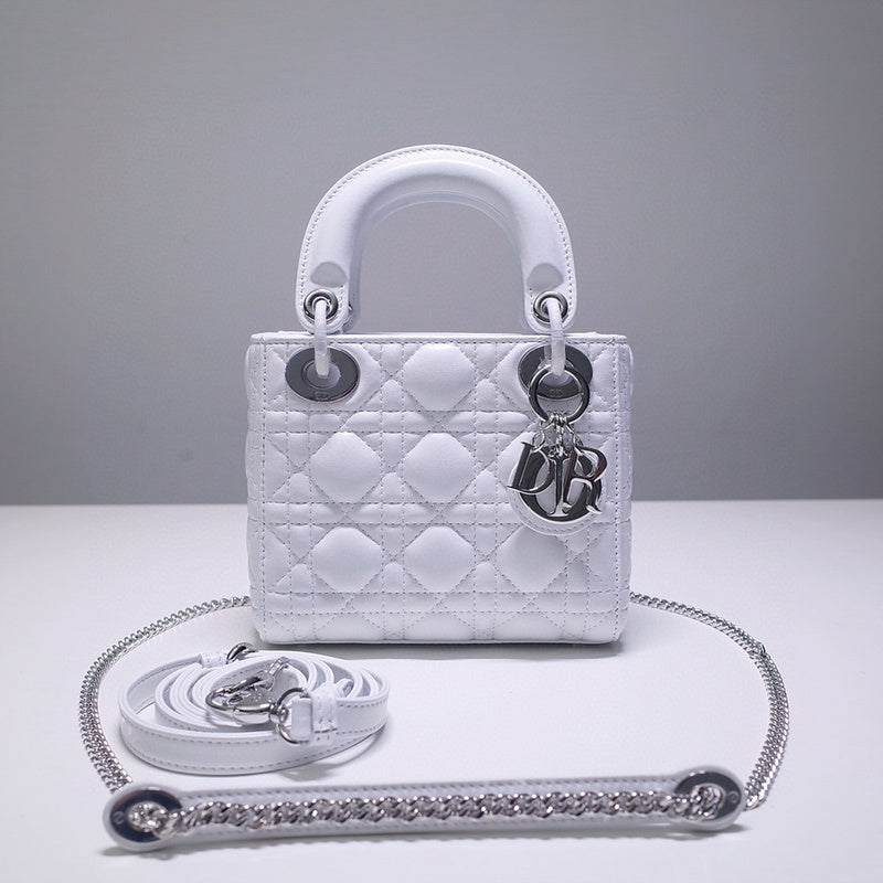 MC-Christian Dior-3638