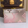 MC-LV-Bags-4004
