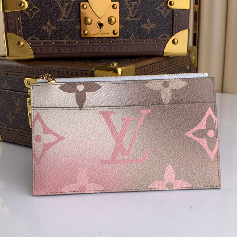 MC-LV-Bags-4004