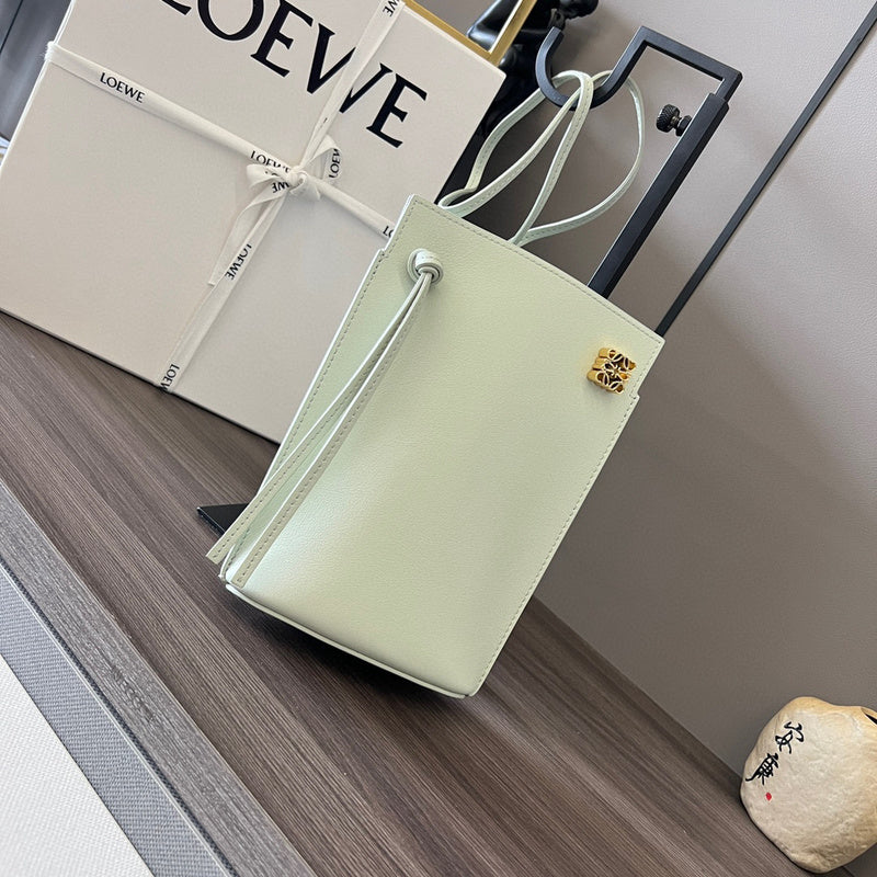 MC-Loewe-1023