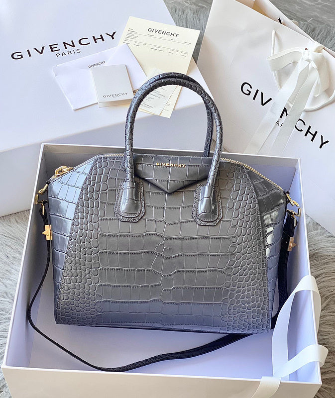 MC-GIVENCHY-528