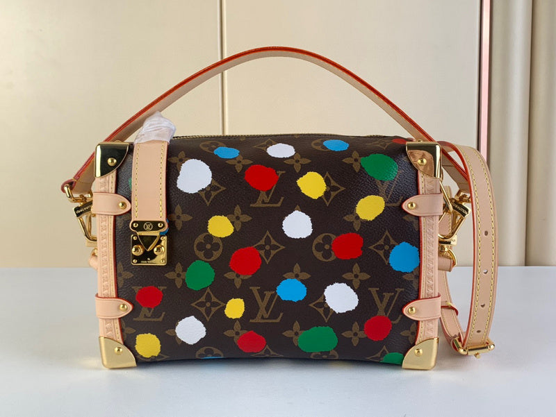 MC-LV-Bags-4024