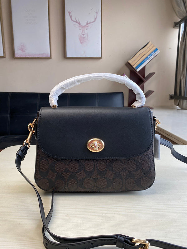 MC-Coach-326