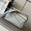 MC-Loewe-1028