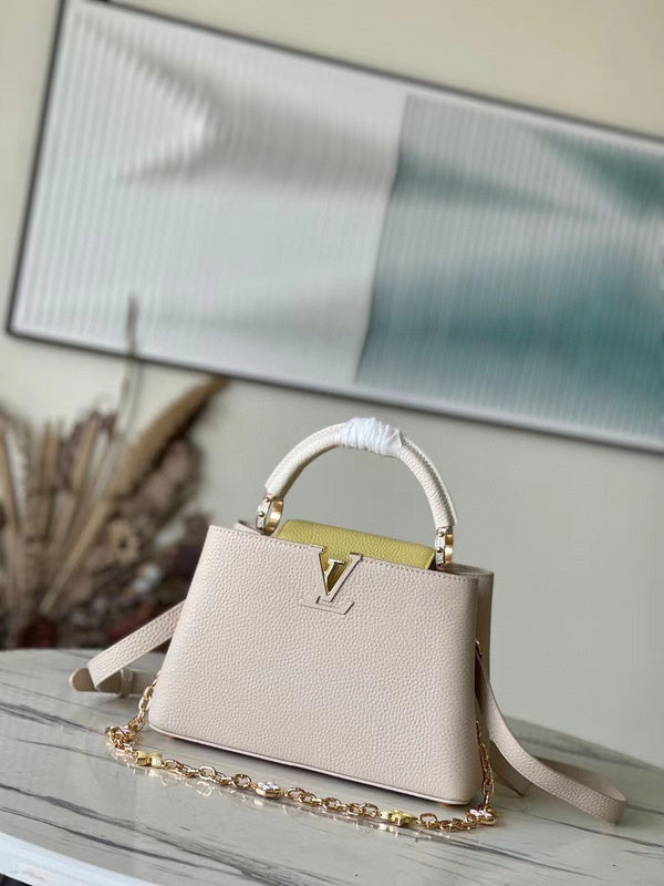 MC-LV-Bags-4025