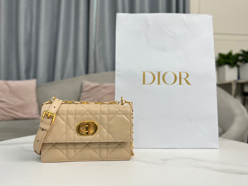 MC-Christian Dior-3664