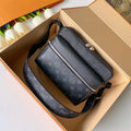 MC-LV-Bags-4026
