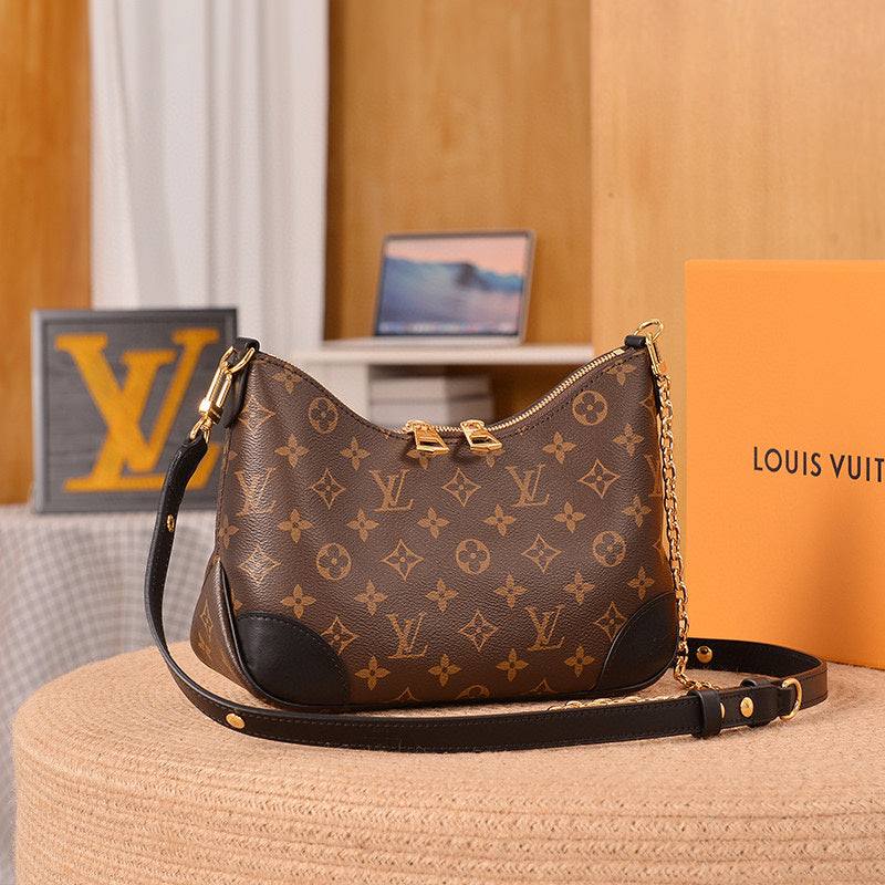 MC-LV-Bags-4027