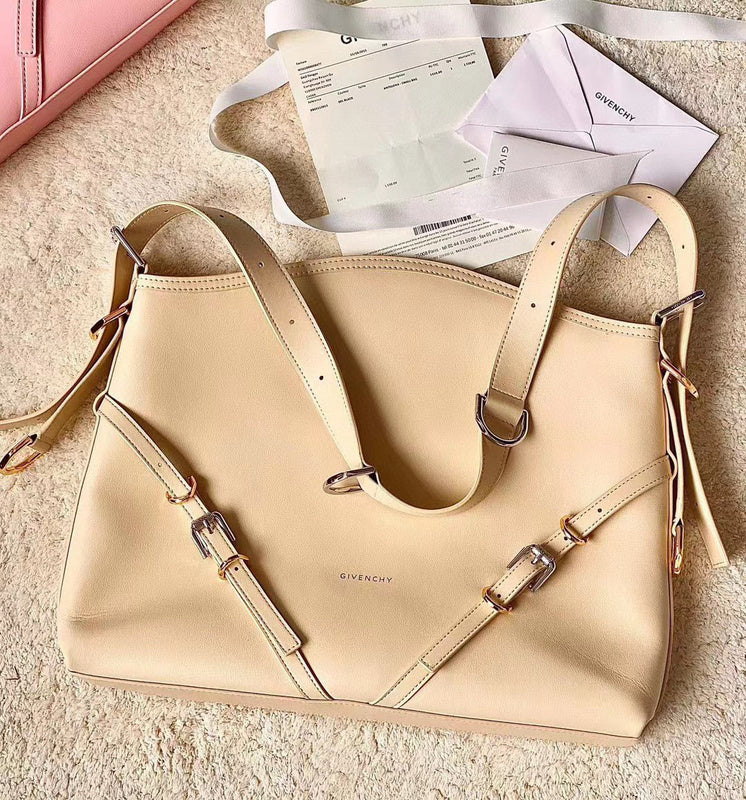 MC-GIVENCHY-532