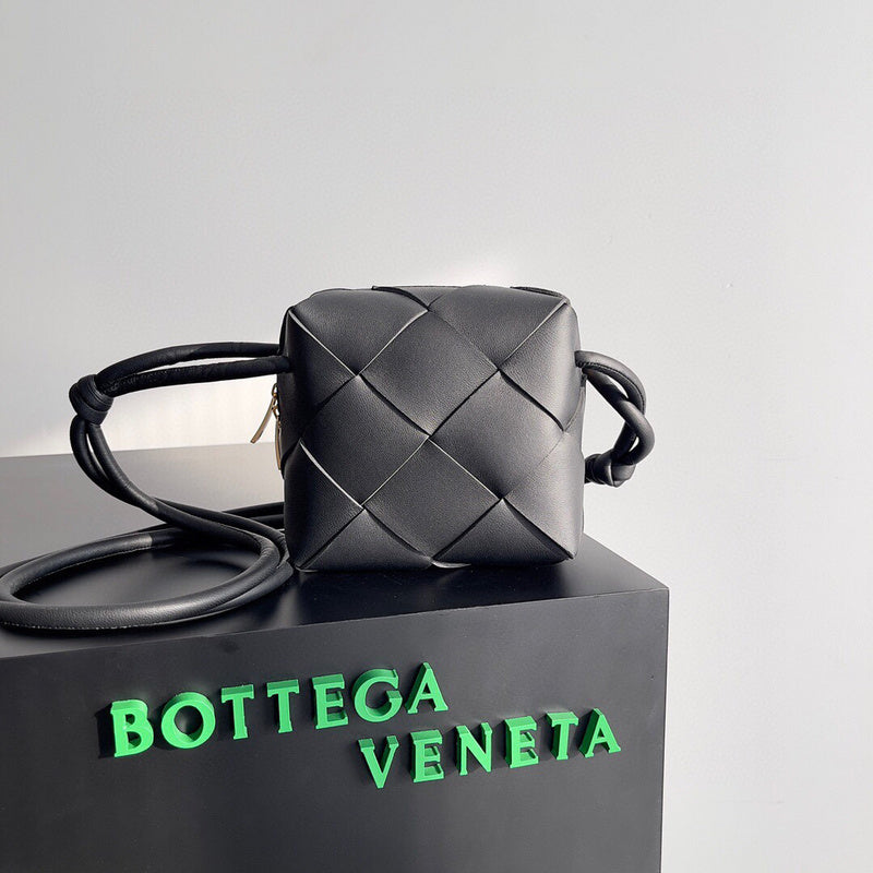 MC-Bottega Veneta-2085