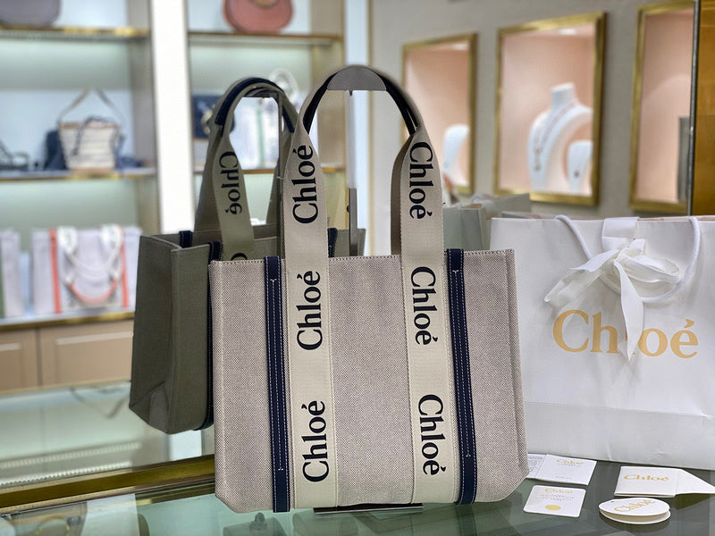 MC-Chloe-208