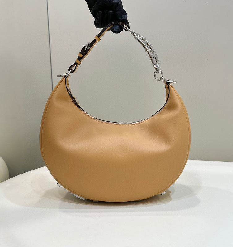 MC-FENDI-3889
