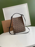 MC-Burberry-549