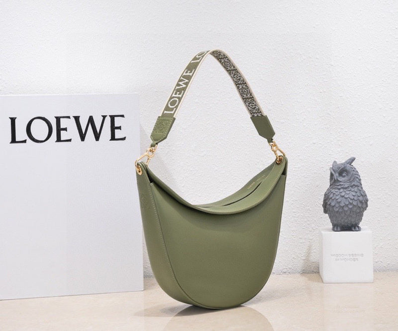 MC-Loewe-1029
