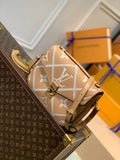 MC-LV-Bags-4038