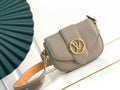 MC-LV-Bags-4044