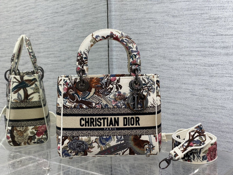 MC-Christian Dior-3681