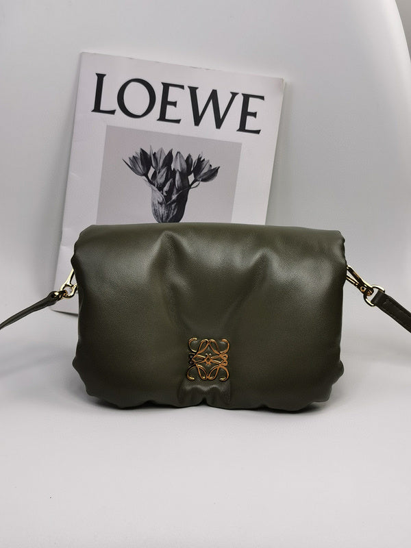 MC-Loewe-1033